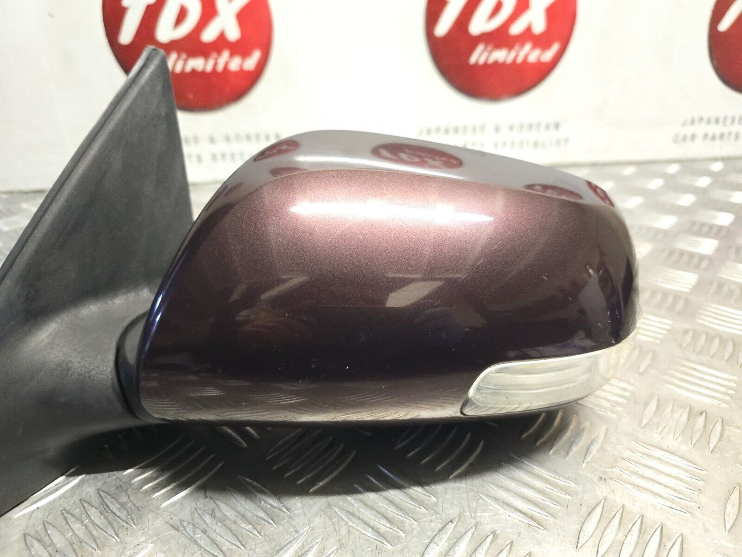 TOYOTA URBAN CRUISER 2009-2013 GENUINE PASSENGERS SIDE POWER FOLD WING MIRROR