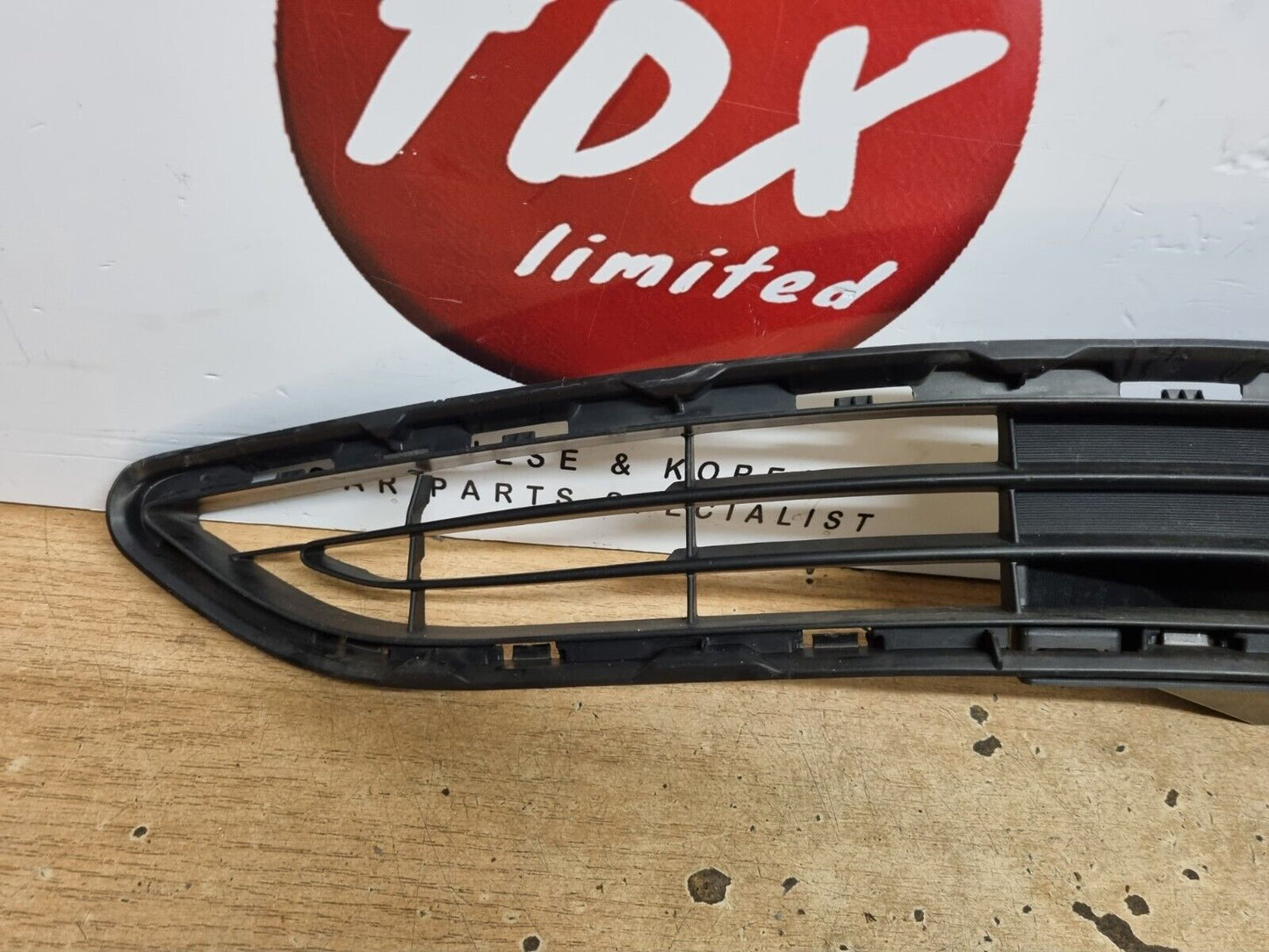 TOYOTA AYGO MK2 2014-2018 PRE-FACELIFT GENUINE FRONT BUMPER GRILLE 53114-0H010