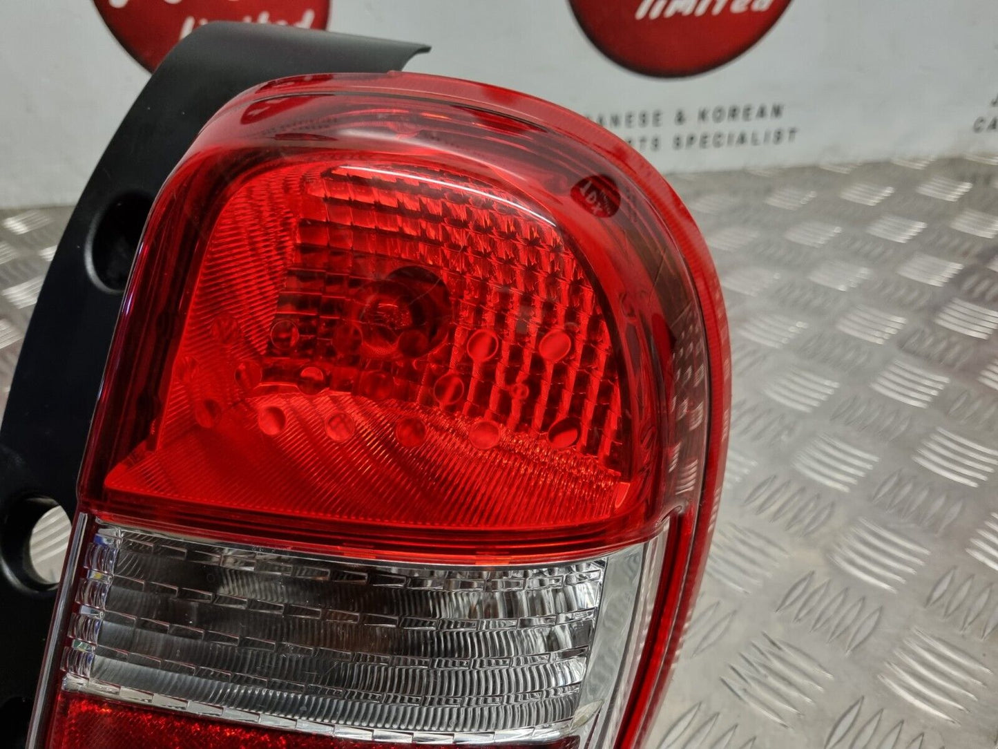 NISSAN MICRA K13 2010-2013 MK4 PRE-FACELIFT GENUINE DRIVERS REAR OUTER LIGHT