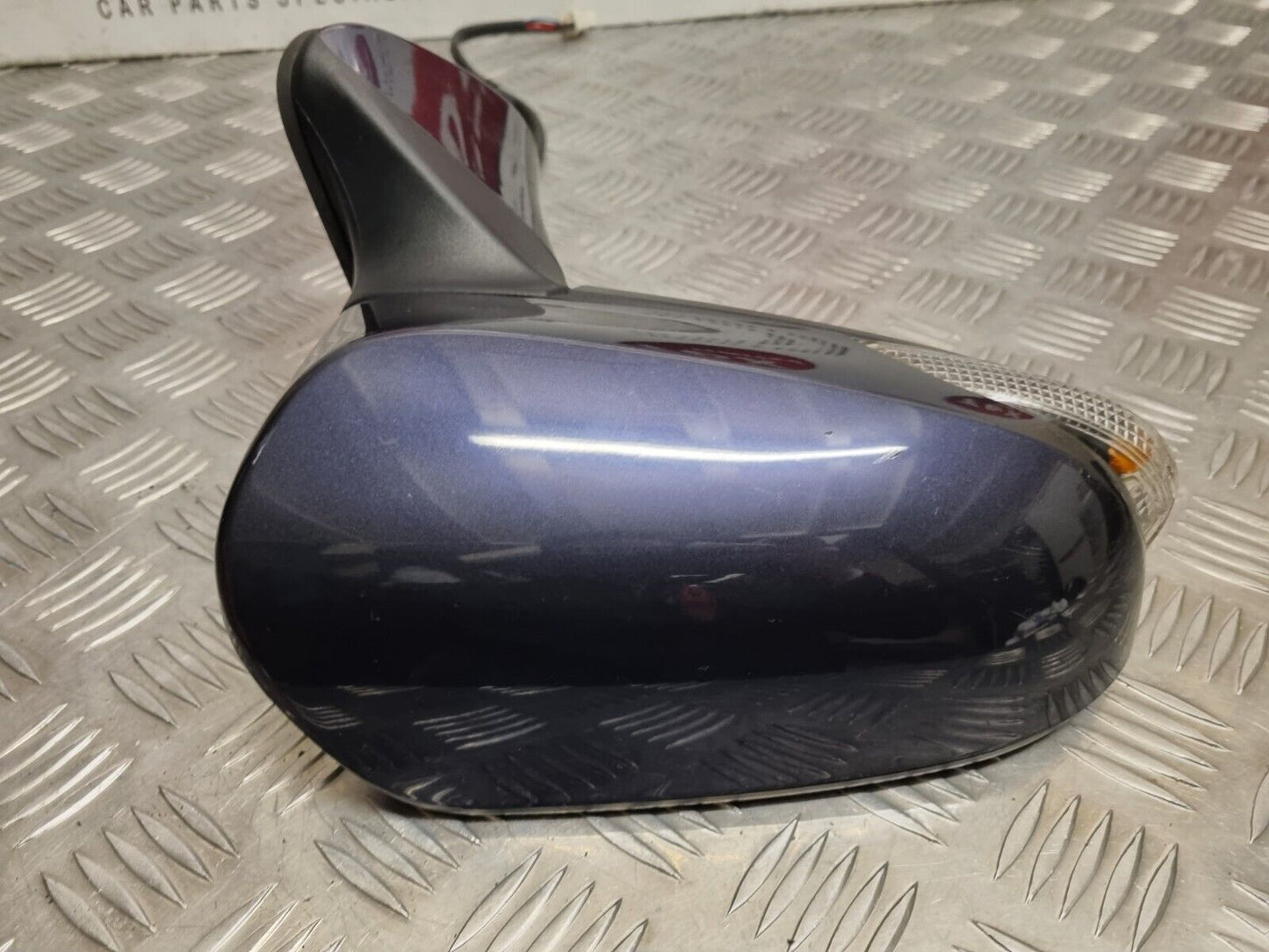 TOYOTA VERSO MK2 2012-2018 GENUINE DRIVERS SIDE POWER FOLD WING MIRROR VIOLET