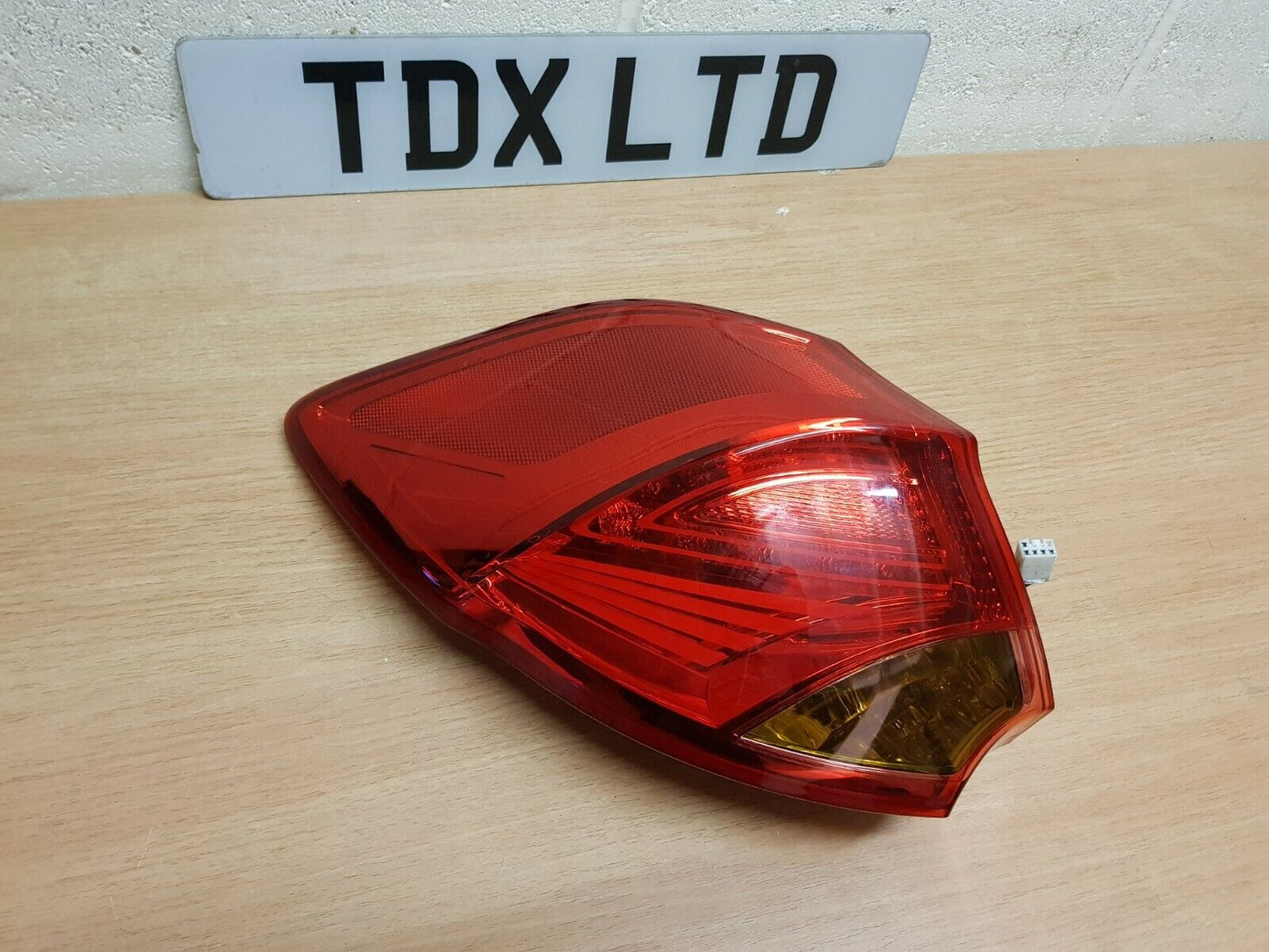 Kia Ceed MK2 Genuine Passenger Side LED Rear Light Unit 2012-2016 92401-A20