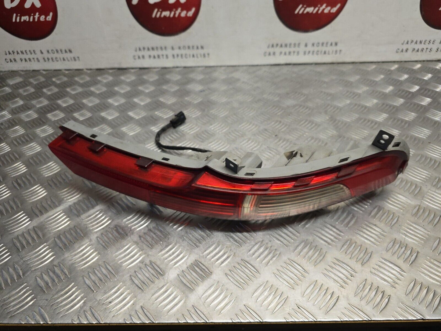 KIA SPORTAGE (SL) MK3 2010-2015 DRIVERS SIDE REAR BUMPER FOG LIGHT 92406-3U3