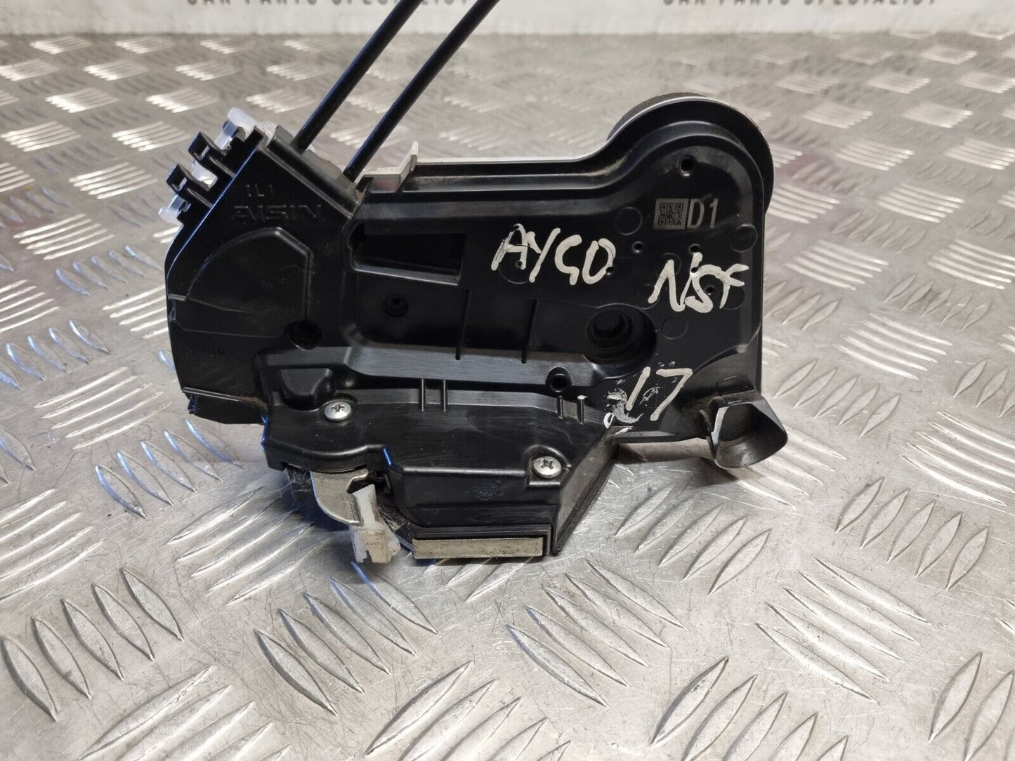 TOYOTA AYGO MK2 2014-2018 5DR GENUINE PASSENGERS FRONT DOOR LOCK MECHANISM