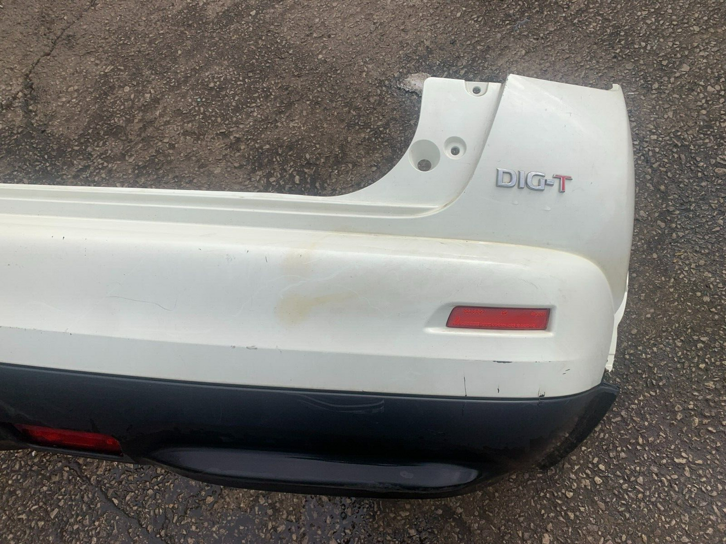 NISSAN JUKE F15 2010-2014 PRE-FACELIFT GENUINE REAR BUMPER WHITE