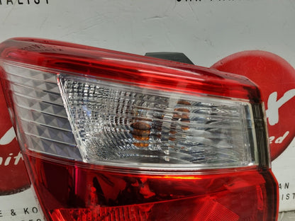 TOYOTA YARIS 2017-2020 MK3 FACELIFT GENUINE PASSENGER SIDE REAR BODY BRAKE LIGHT