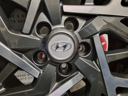 HYUNDAI KONA OS 18" INCH 2017-2022 GENUINE 5MM ALLOY WHEEL 225/45/18 52910-CM300