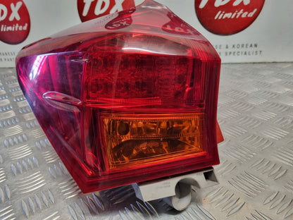 TOYOTA AURIS ESTATE 2012-2015 MK2 PREFACELIFT GENUINE PASSENGERS REAR BODY LIGHT