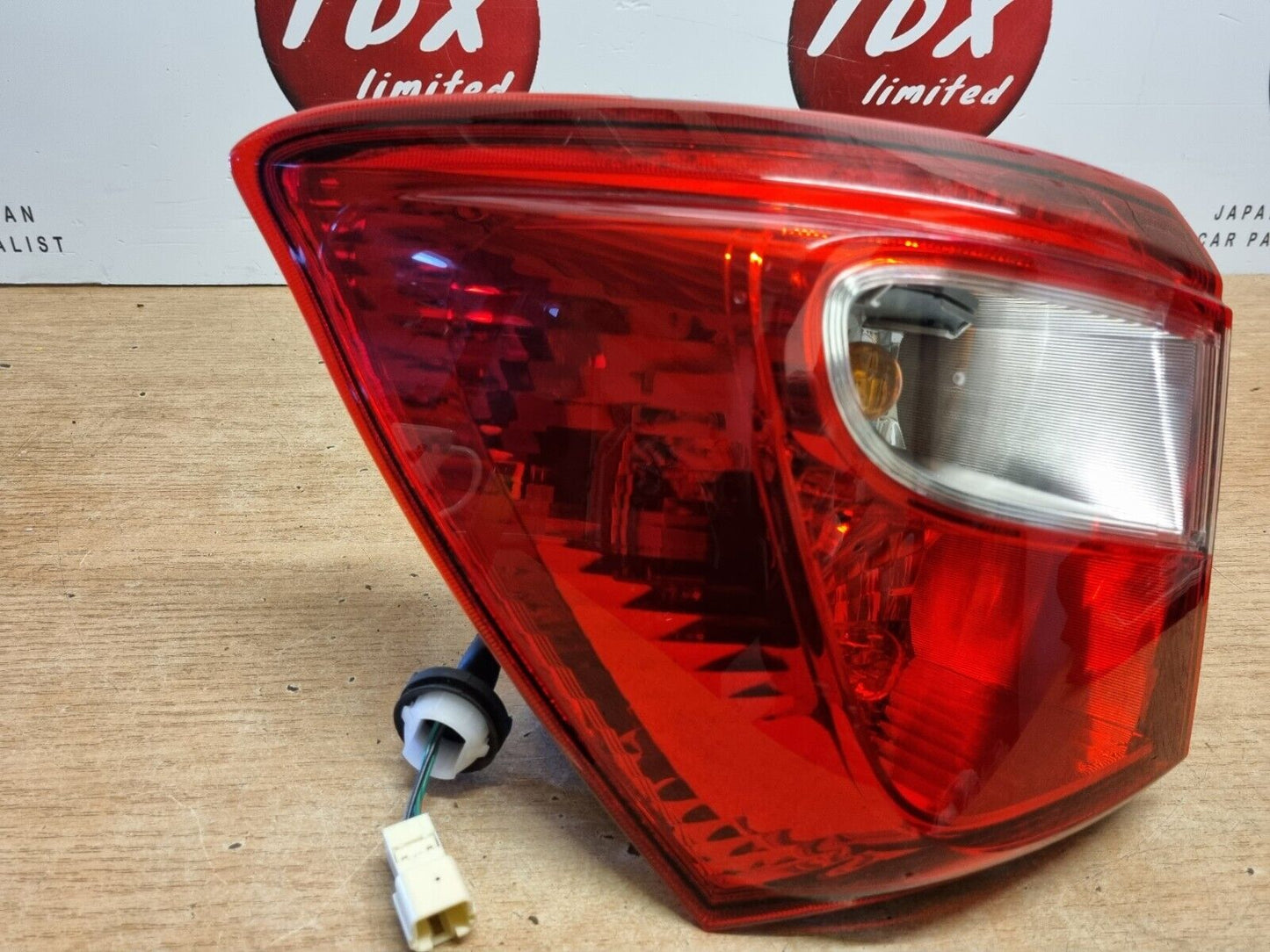 SUZUKI SX4 S-CROSS 2013-2016 GENUINE PASSENGERS SIDE REAR OUTER BRAKE LIGHT LAMP