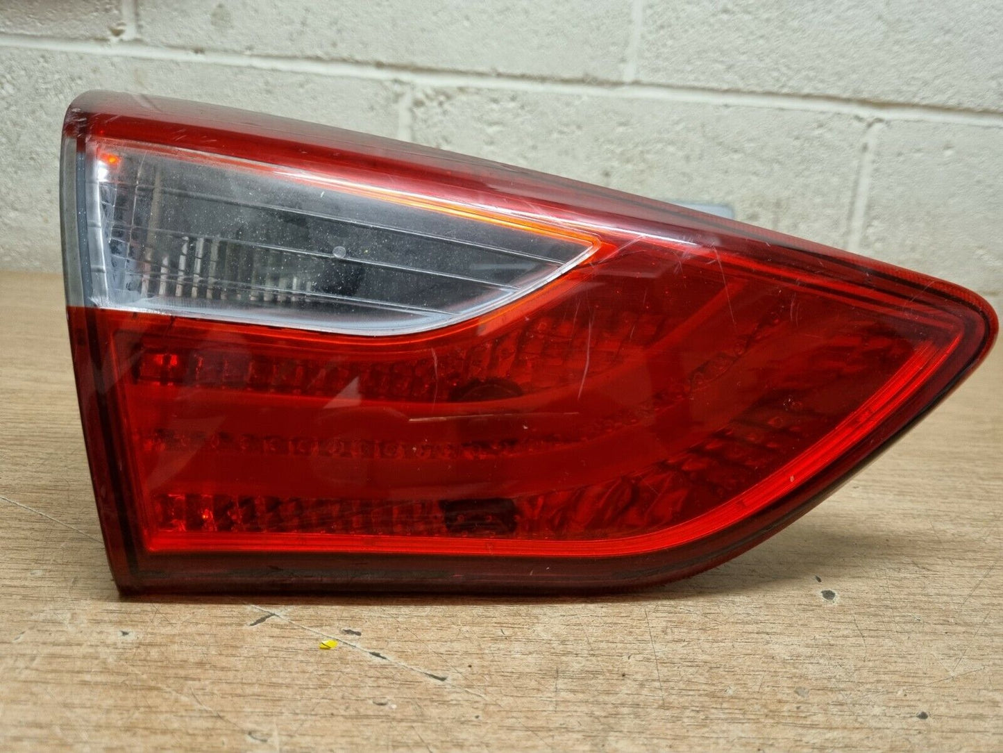 Hyundai I30 MK2 Genuine Passenger Side Rear Inner Tailgate Light Lamp 2012-2015