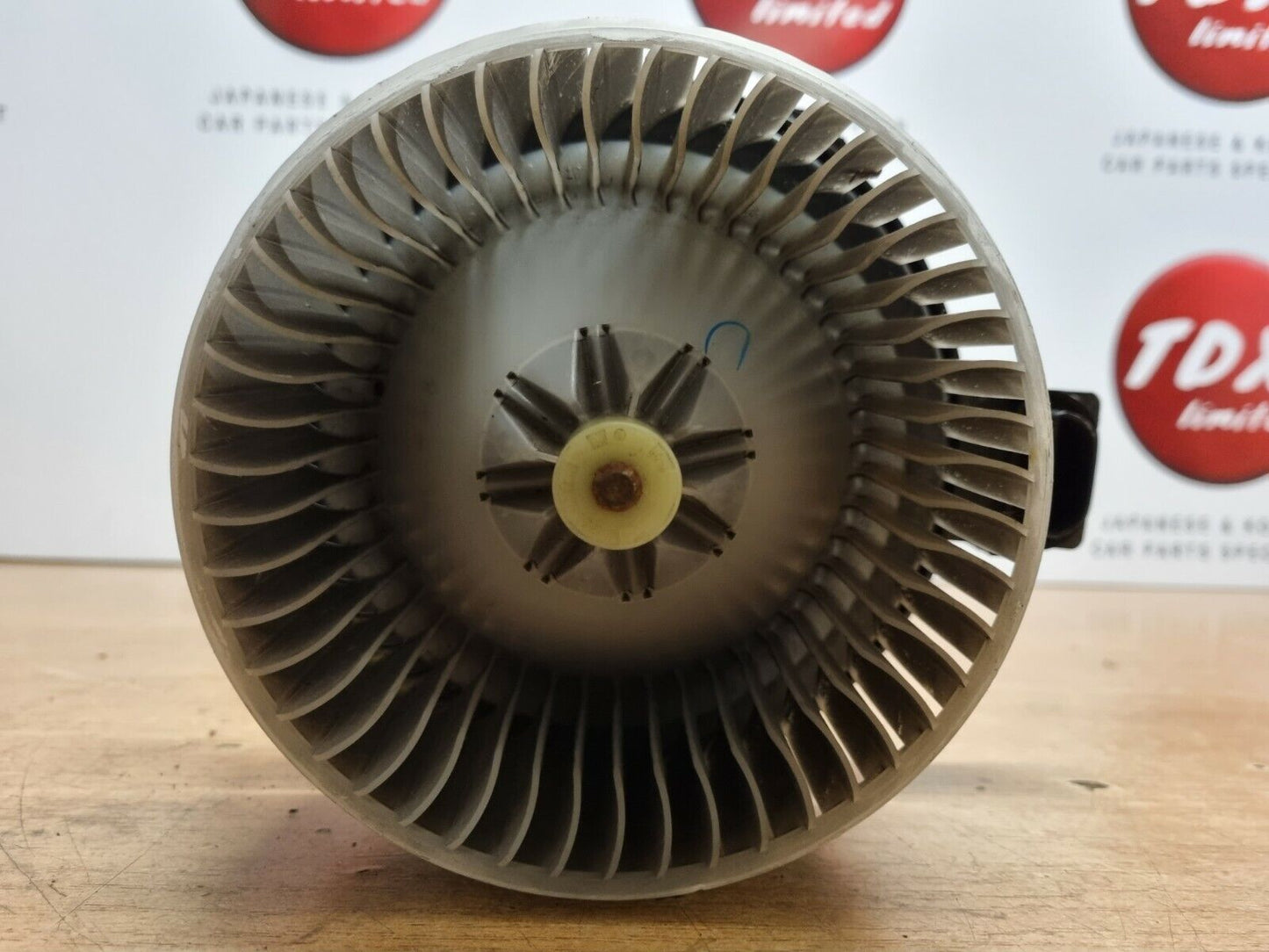 TOYOTA AURIS MK1 GENUINE HEATER BLOWER MOTOR FAN RHD 2006-2012