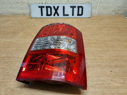 Hyundai Tucson MK1 Genuine Drivers Side Rear Outer Tail Light Lamp 2004-2009