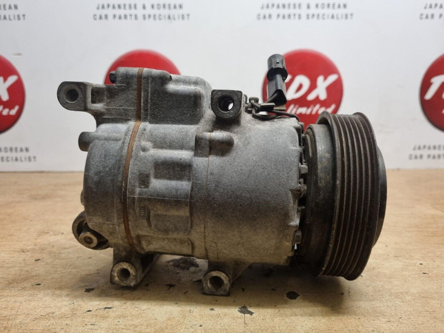 HYUNDAI I30 MK1 FD 1.4 PETROL 2007-2012 GENUINE AC COMPRESSOR PUMP F500-AN8AA03