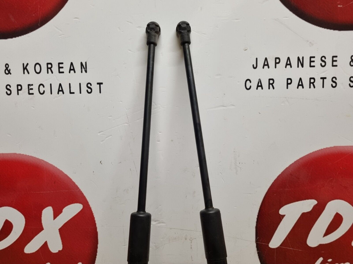 TOYOTA PRIUS MK4 2017-2022 GENUINE REAR TAILGATE GAS STRUTS DAMPER PAIR