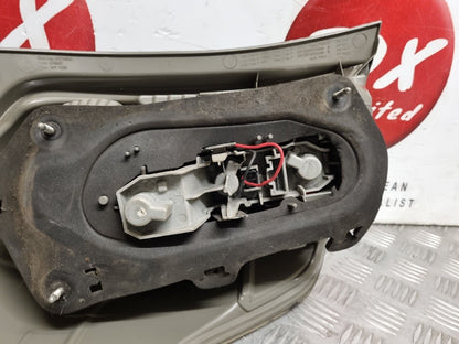 TOYOTA VERSO MK2 2013-2018 GENUINE DRIVERS SIDE REAR OUTER LED BRAKE LIGHT LAMP