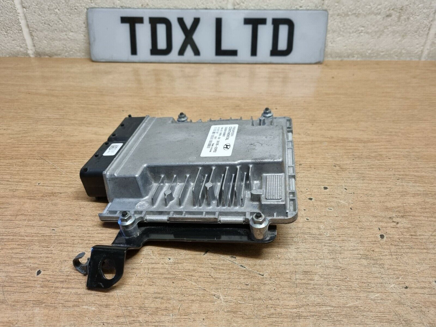 Hyundai I30N 2.0 Petrol Genuine Engine Control ECU Module 2017-2020 39105-2GPE2