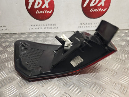 TOYOTA AVENSIS SALOON MK3 2015-2018 FACELIFT DRIVERS REAR OUTER BRAKE LED LIGHT