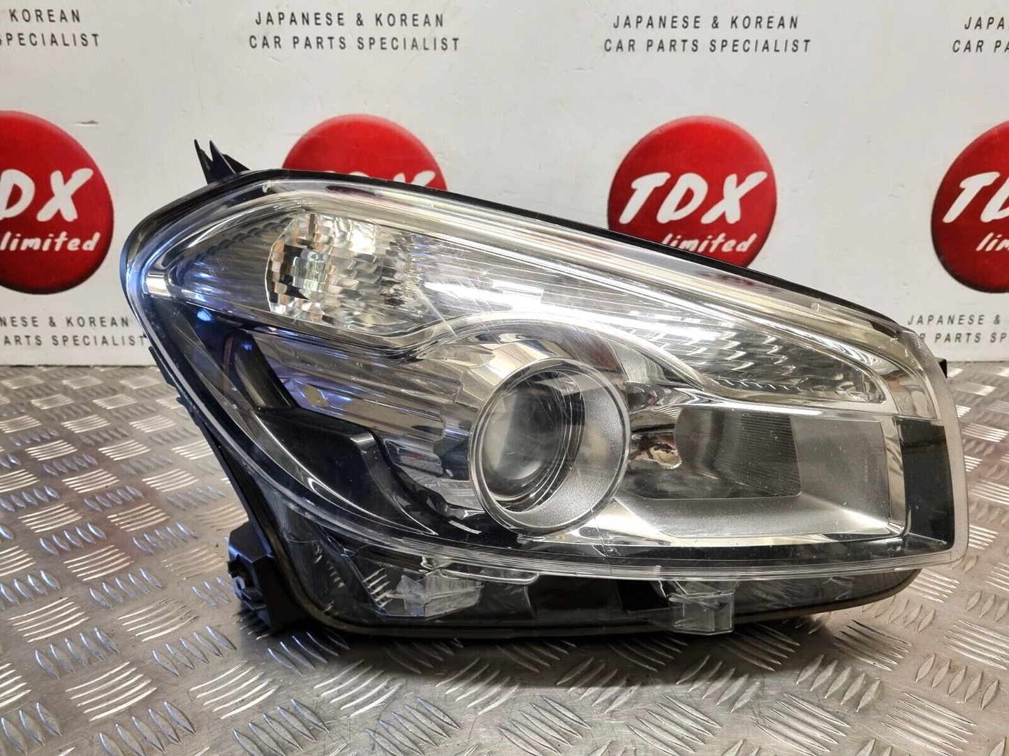 NISSAN QASHQAI J10 2010-2013 FACELIFT DRIVERS SIDE HALOGEN HEADLIGHT 26010BR01B