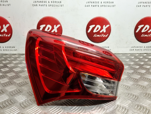 HYUNDAI IX20 JC 2010-2019 GENUINE PASSENGERS REAR OUTER BRAKE LIGHT 92401-1K0