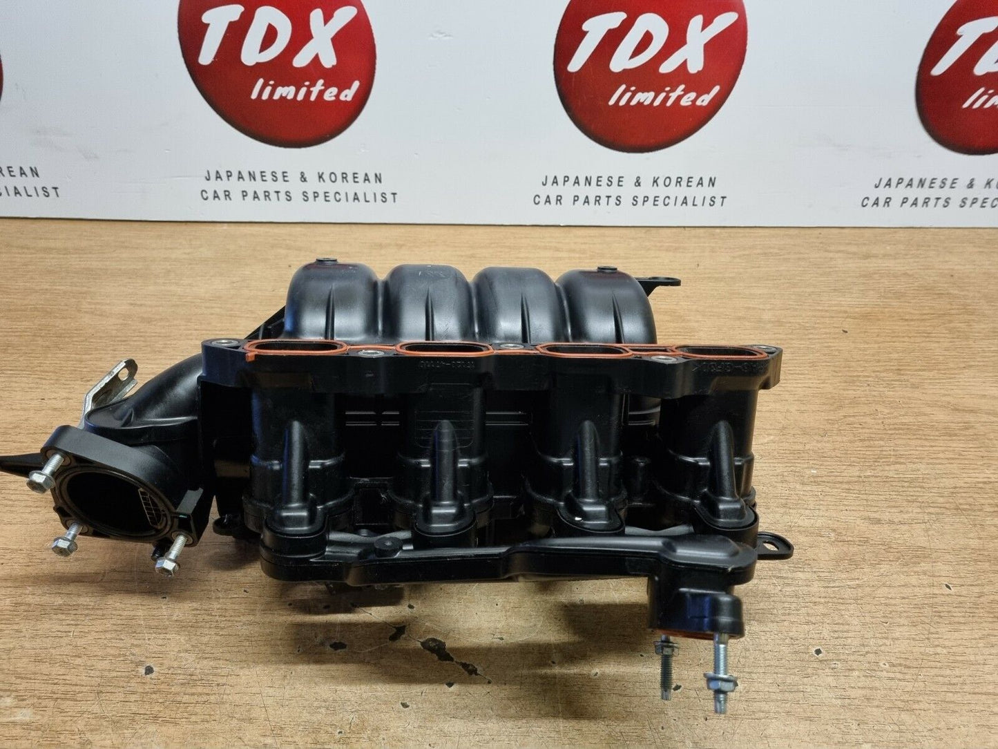 TOYOTA YARIS MK3 1.5 PETROL VVT-I GENUINE INTAKE MANIFOLD + SENSOR 2017-2019