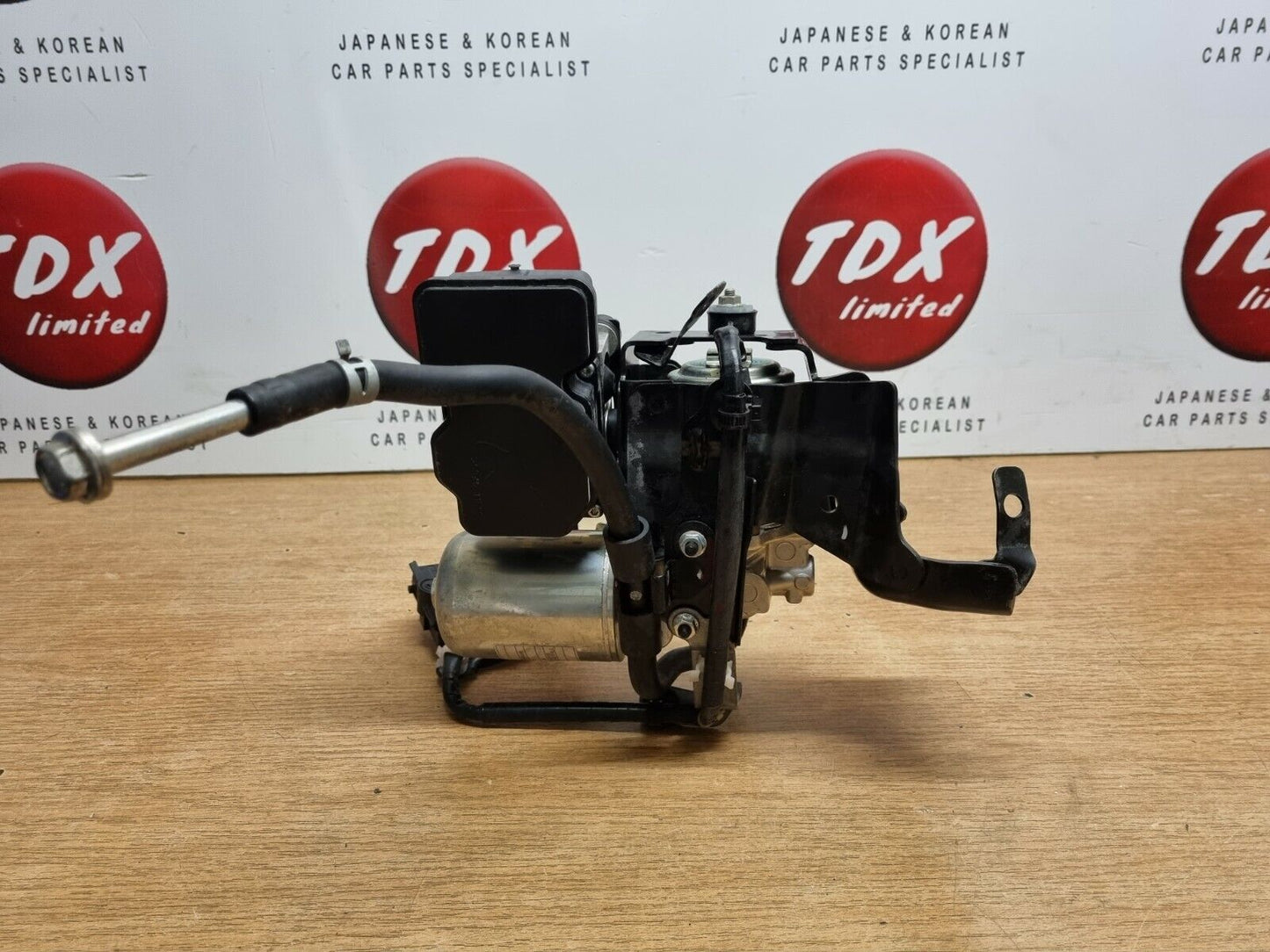 TOYOTA COROLLA MK12 1.8 HYBRID 2019-2022 GENUINE ABS PUMP + BRAKE BOOSTER UNIT