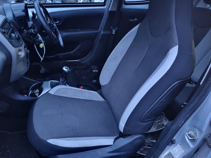 2017 TOYOTA AYGO MK2 VVT-I X-PLAY 1.0 PETROL 5 SPEED MANUAL VEHICLE FOR BREAKING