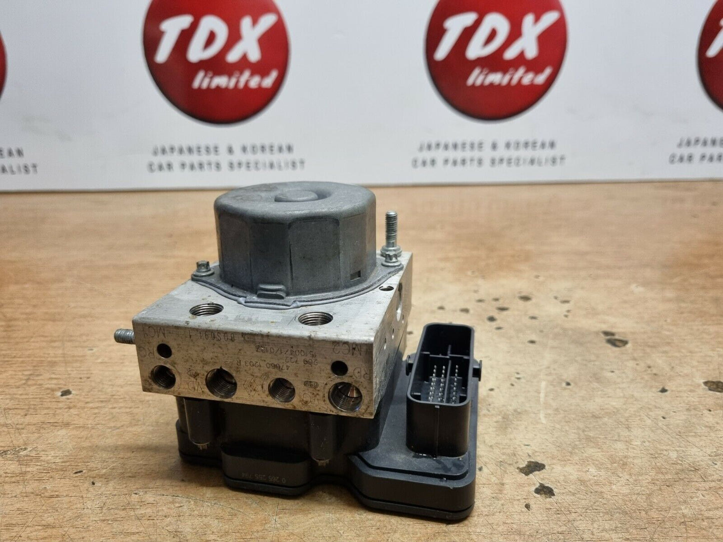 DACIA SANDERO B52 0.9 PETROL 2013-2017 ABS PUMP MODULATOR UNIT 476601203R