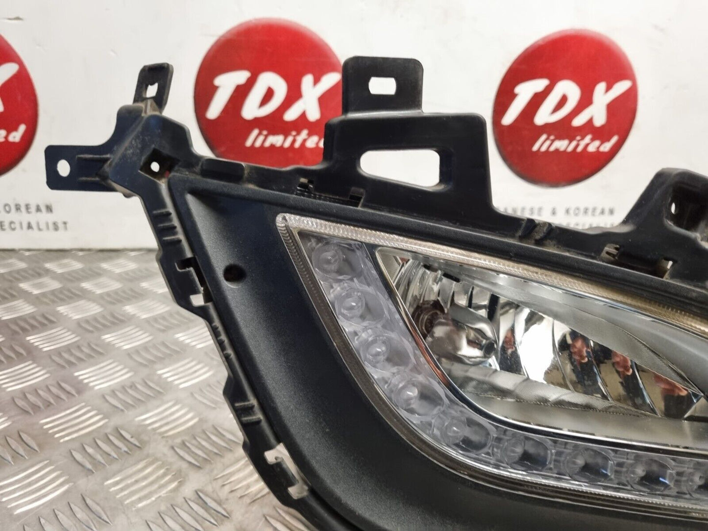 HYUNDAI I30 (GD) MK2 2012-2017 GENUINE DRIVER SIDE FRONT LED DRL + FOG LIGHT
