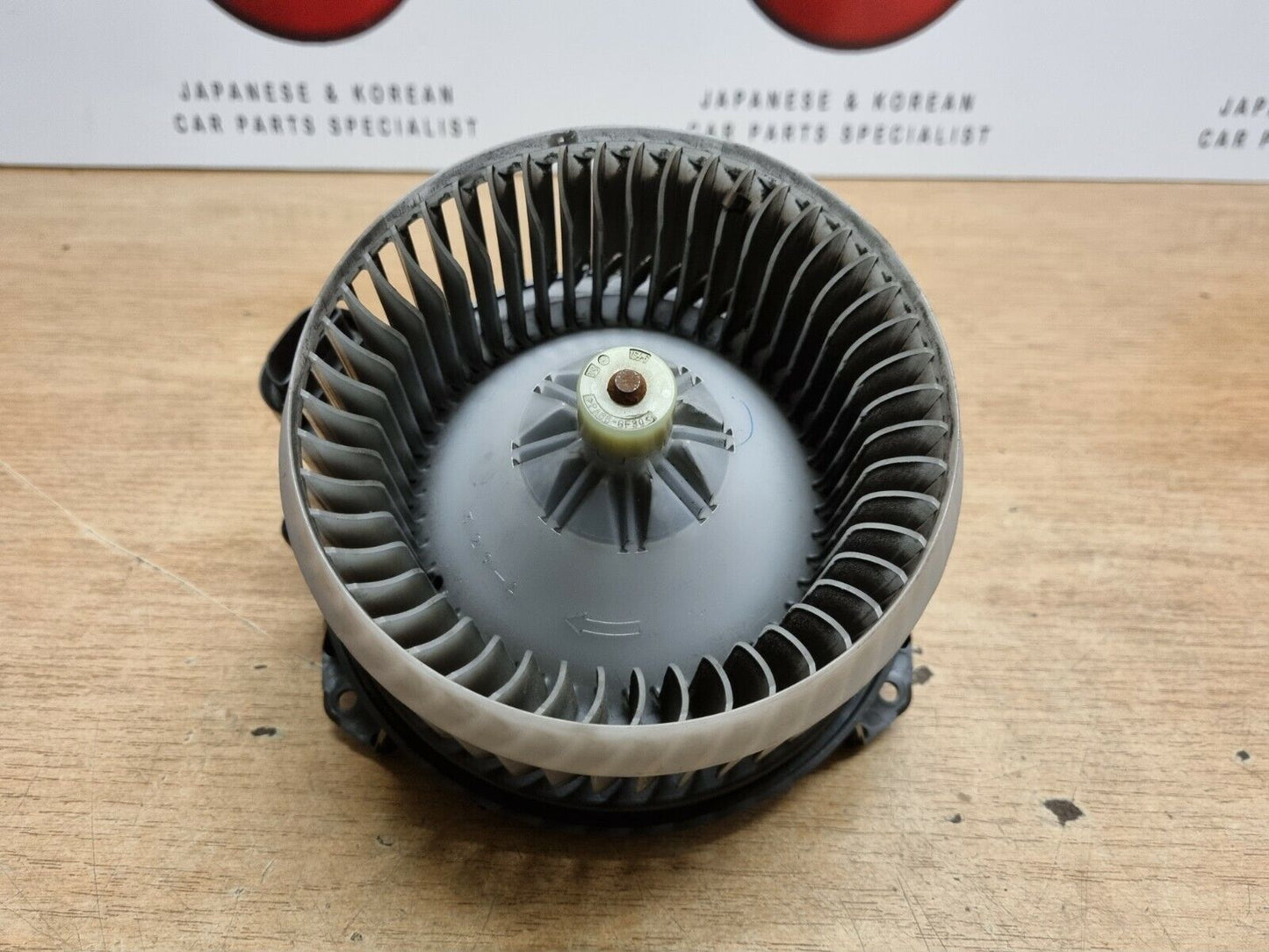 TOYOTA PRIUS MK3 XW30 GENUINE HEATER BLOWER MOTOR FAN RHD 2009-2015