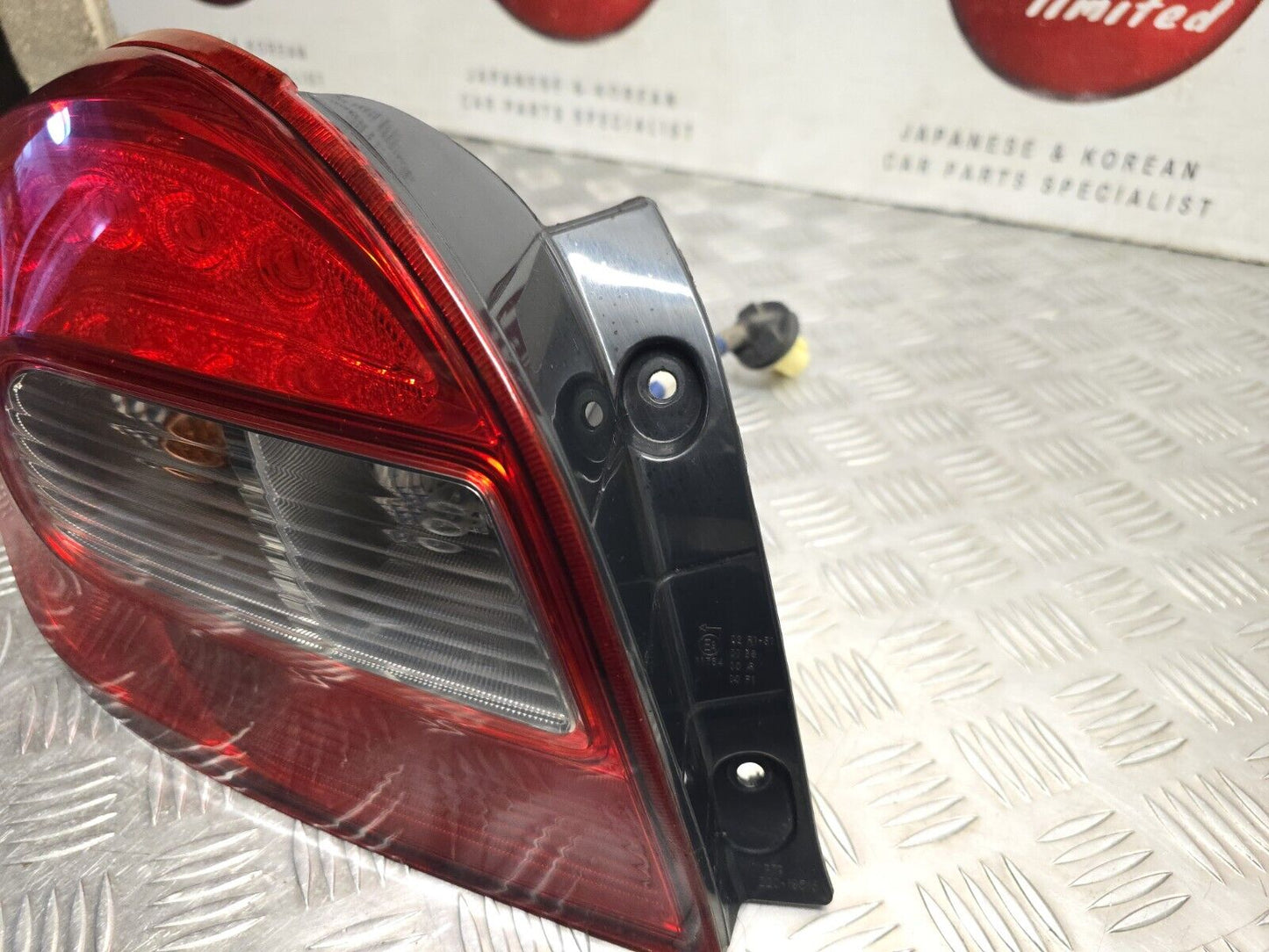 SUZUKI BALENO A1K MK2 2016-2019 GENUINE PASSENGERS SIDE REAR OUTER LED LIGHT