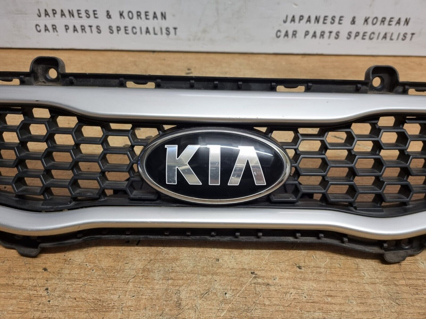 KIA PICANTO MK2 2015-2017 FACELIFT GENUINE FRONT UPPER BUMPER GRILLE 86580-1Y000