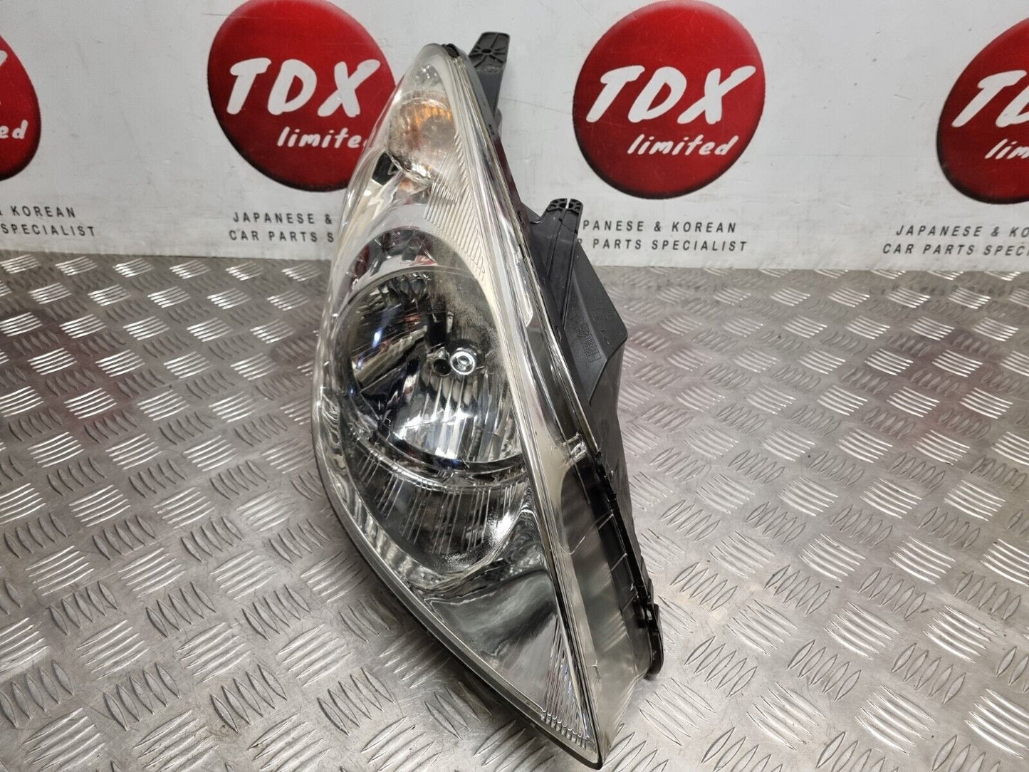 HYUNDAI I20 2009-2012 PRE-FACELIFT GENUINE DRIVERS HALOGEN HEADLIGHT 92102-1J0XX