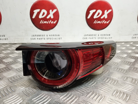 MAZDA CX-30 DM 2019-2023 GENUINE DRIVERS REAR OUTER LED BRAKE LIGHT RDM92400040