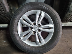 Hyundai ix35 17" Inch 2010-2015 Alloy Wheel + Tyre 225/60/17 6.5JX18 52910-2S200 - photo 1 of 8