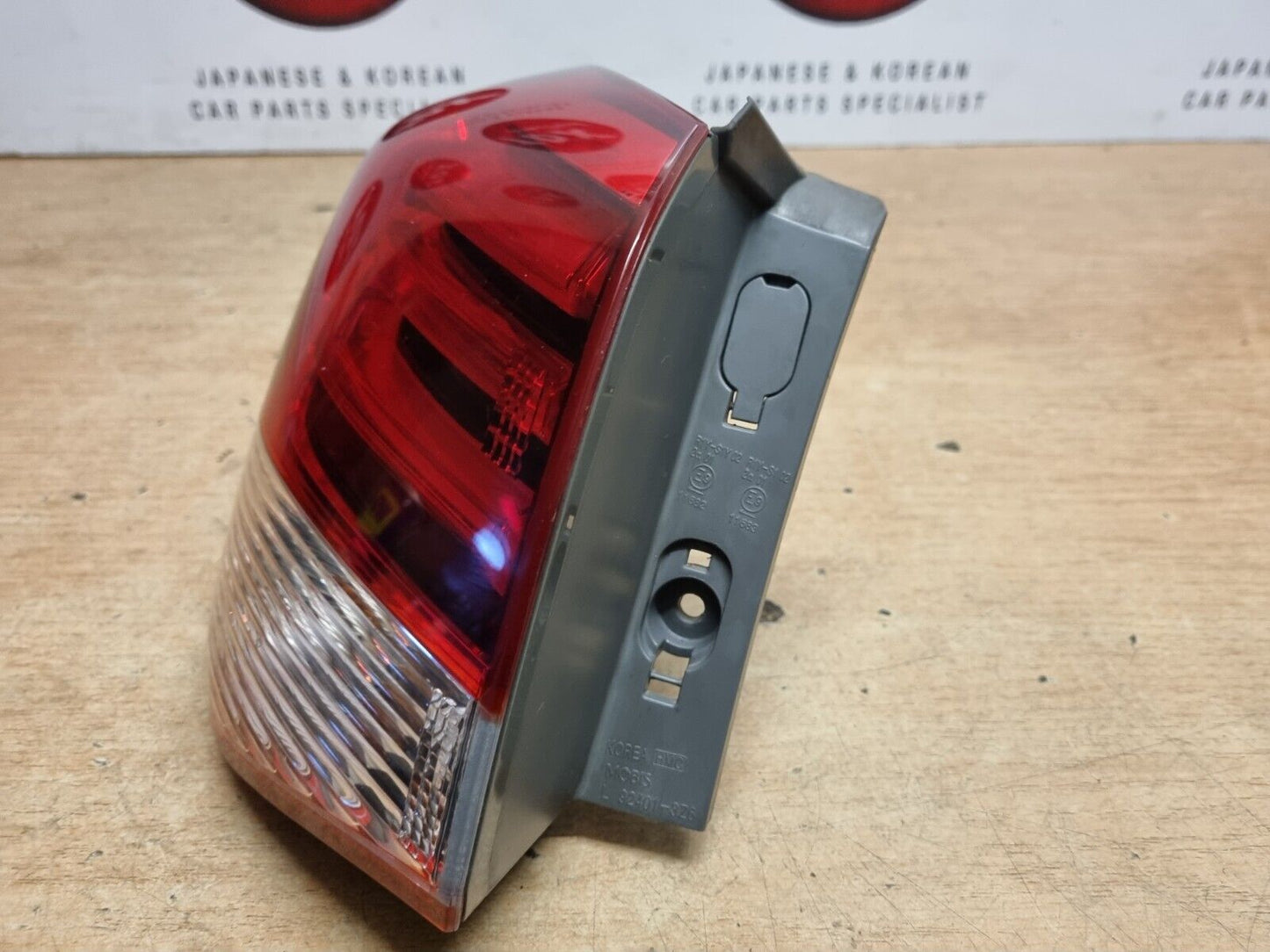 HYUNDAI I40 2015-2019 SALOON MK1 FACELIFT GENUINE PASSENGER REAR LED BRAKE LIGHT