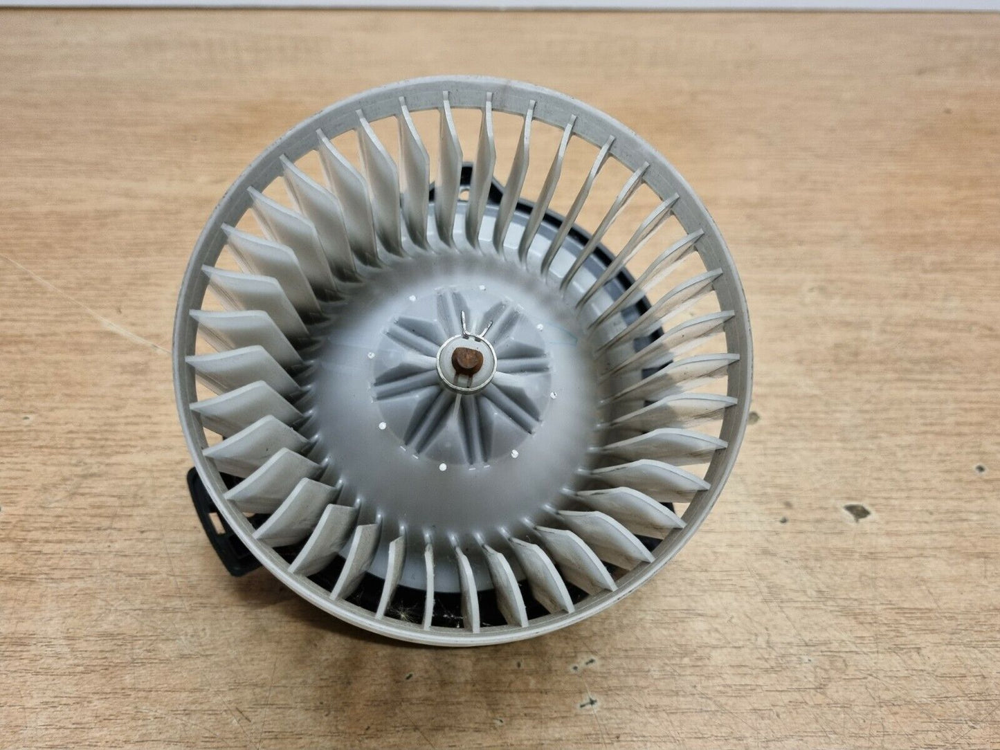 HONDA JAZZ MK1 GD GENUINE HEATER BLOWER MOTOR FAN RHD 2002-2008 194000-1060