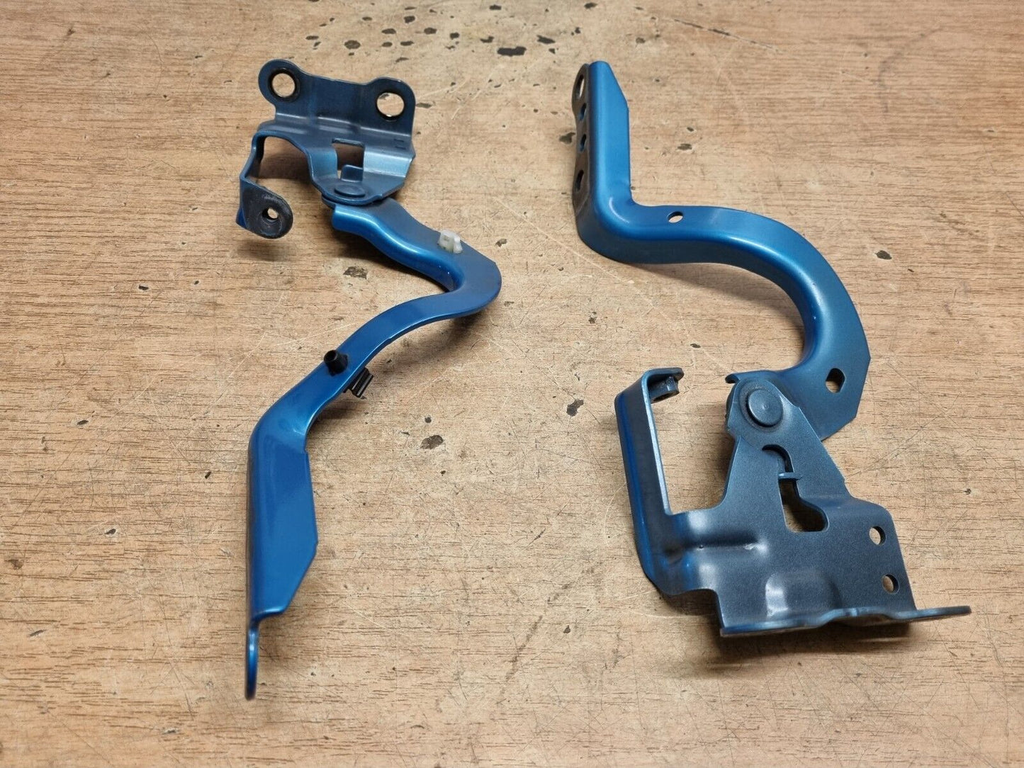 TOYOTA PRIUS MK4 2017-2022 XW50 GENUINE BONNET HINGES PAIR BLUE PEARL 791