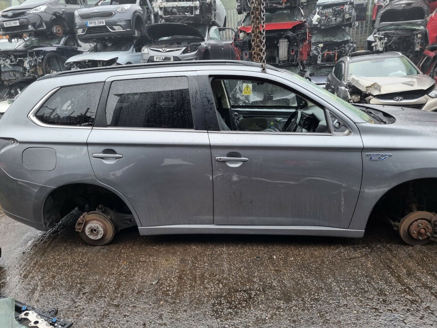 2014 Mitsubishi Outlander PHEV MK3 2.0 Petrol 4X4 For Breaking/ Spares/ Parts