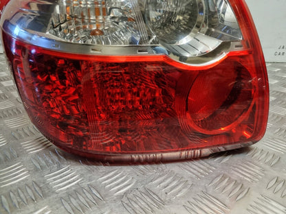 TOYOTA AURIS MK1 FACELIFT 2009-2012 GENUINE PASSENGERS REAR OUTER BRAKE LIGHT