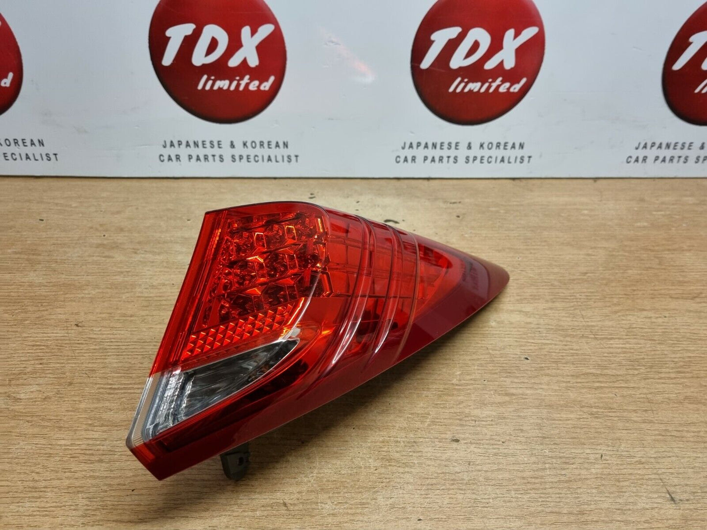 HONDA CIVIC MK9 2012-2015 HATCHBACK PRE-FACELIFT DRIVERS REAR OUTER LED LIGHT