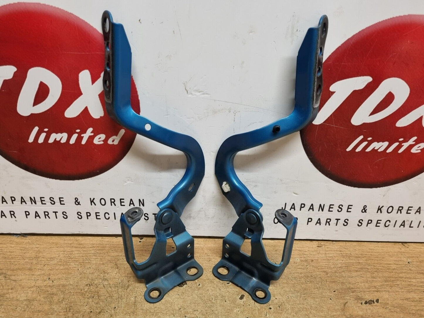 TOYOTA PRIUS MK4 2017-2022 XW50 GENUINE BONNET HINGES PAIR BLUE PEARL 791