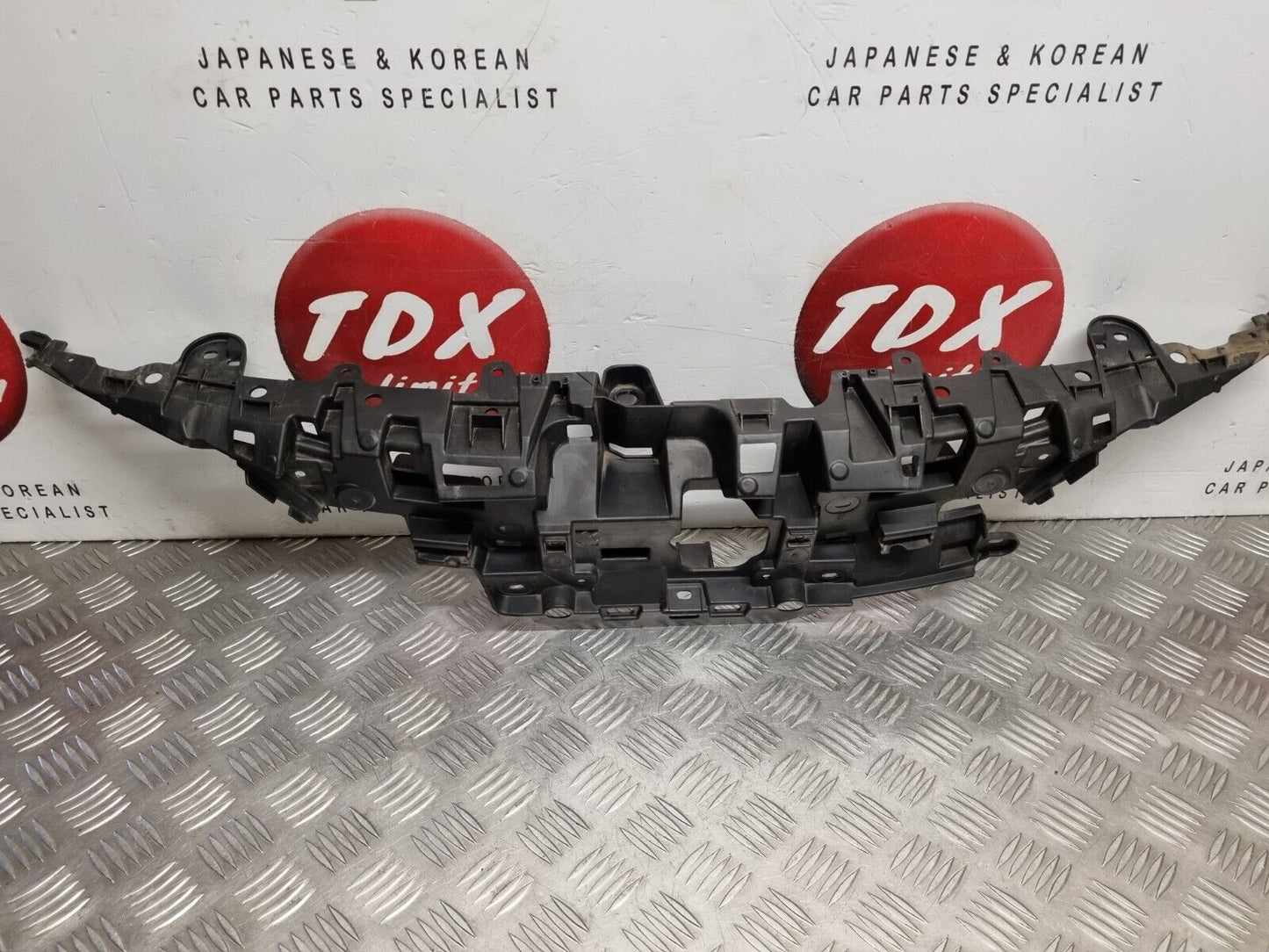 TOYOTA COROLLA MK12 2019-2023 GENUINE FRONT BUMPER GRILL BRACKET 53114-02530