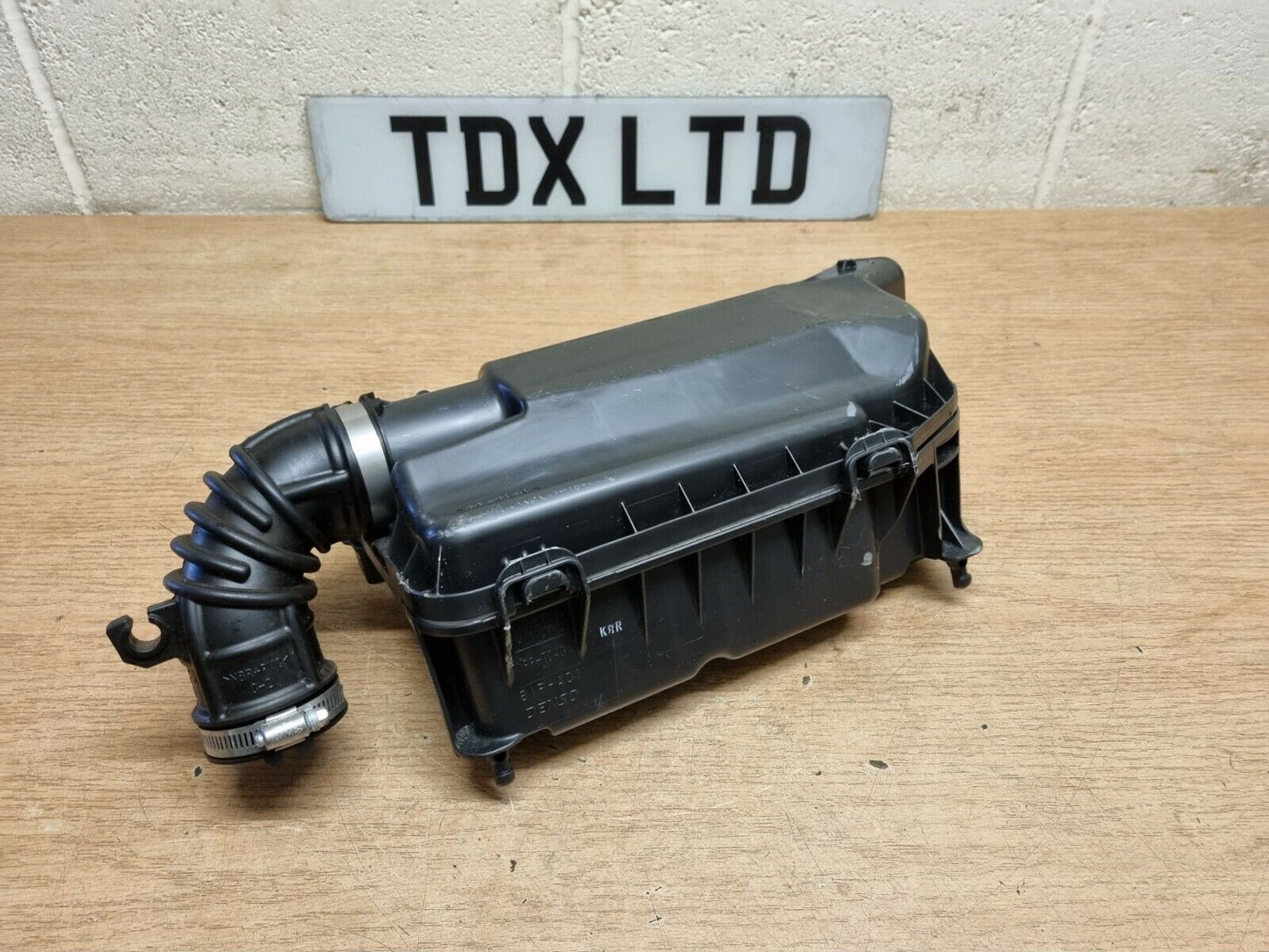 Suzuki Ignis 1.2 Petrol Genuine Air Filter Box 16V K12C 2017-2019 13700-81PA1