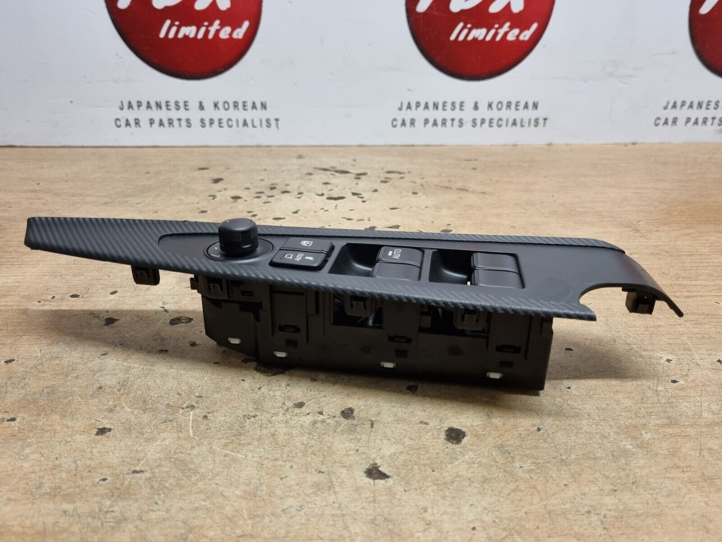 MAZDA 2 MK3 2015-2020 GENUINE DRIVERS SIDE FRONT WINDOW SWITCH PANEL DH8T66350