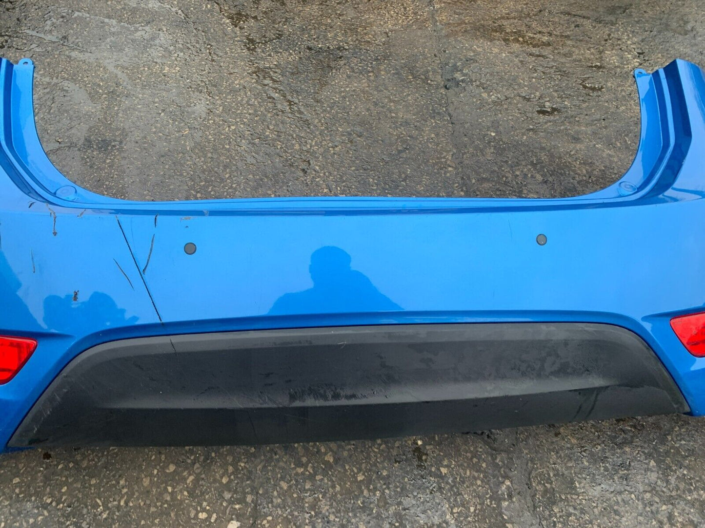 HYUNDAI IX20 2010-2015 PRE-FACELIFT GENUINE REAR BUMPER IN BLUE