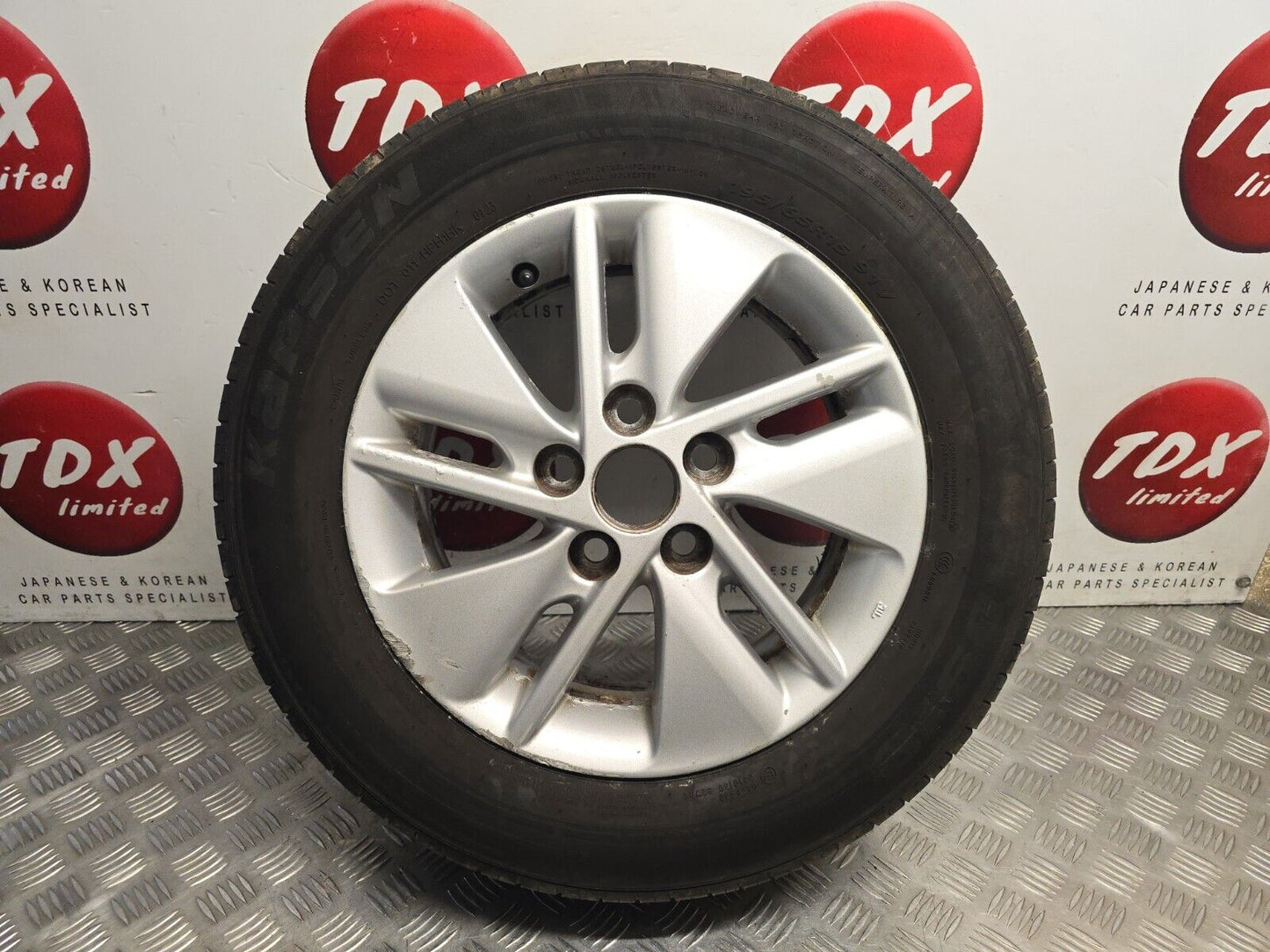 TOYOTA AURIS MK2 2012-2018 15" INCH GENUINE ALLOY WHEEL 5.1MM TREAD 195/65/15