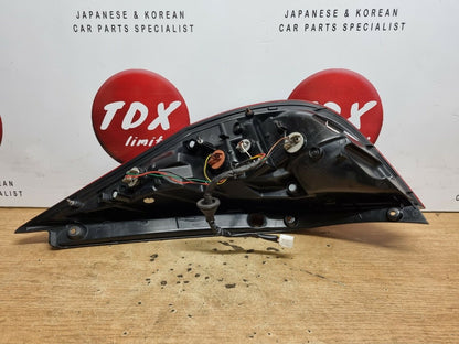 HYUNDAI I30 MK1 HATCHBACK PASSENGERS SIDE REAR OUTER BODY LIGHT LAMP 2007-2011