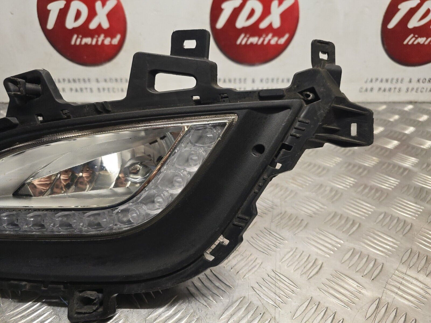 HYUNDAI I30 (GD) MK2 2012-2017 GENUINE PASSENGERS FRONT LED DRL + FOG LIGHT LAMP