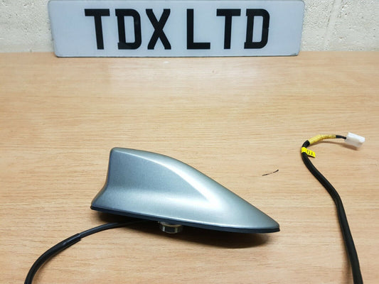 Toyota Auris E15 MK2 Estate Genuine Silver Shark Fin Antenna Aerial 2013-2019