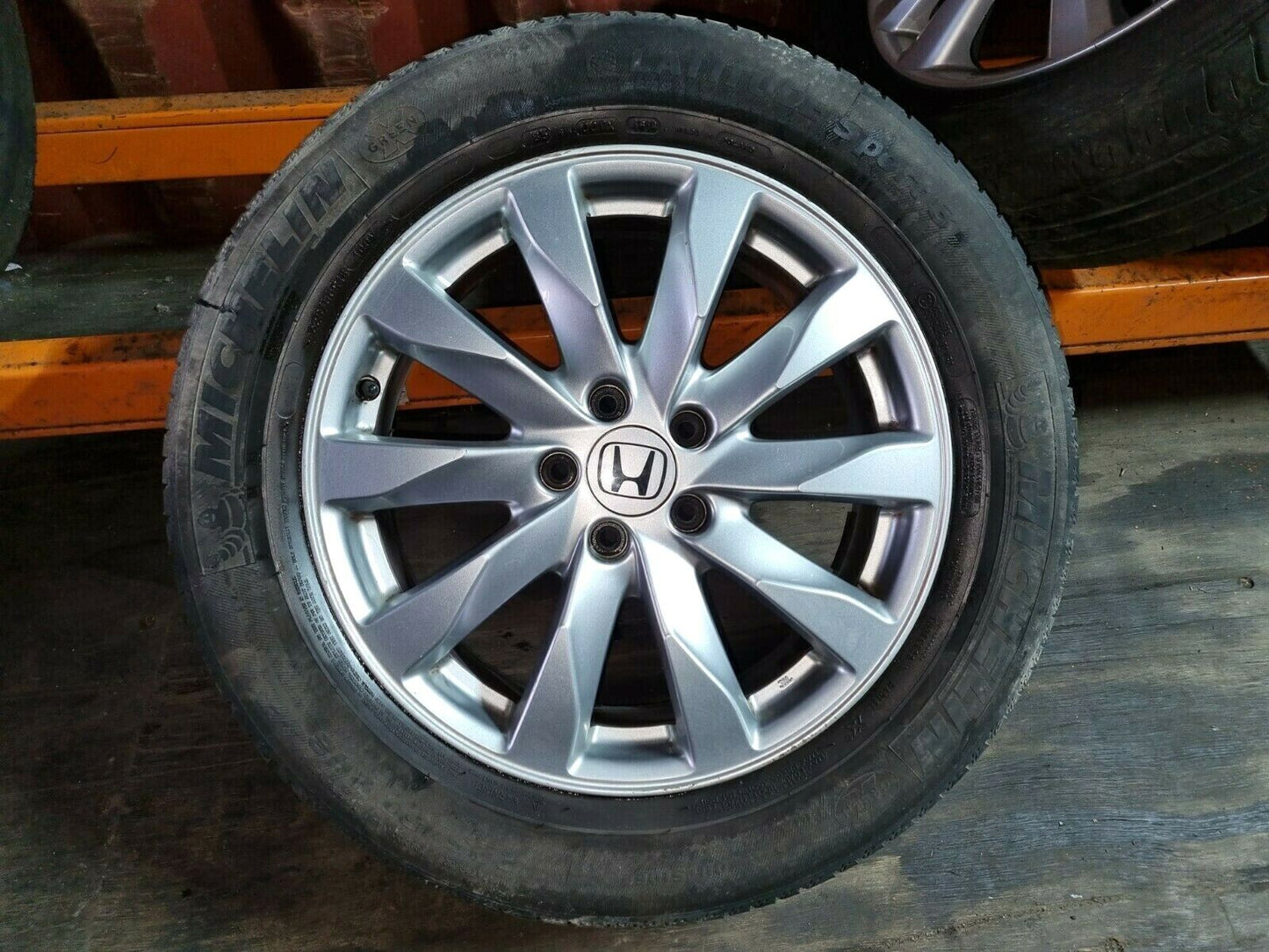 HONDA CR-V MK3 18" ALLOY WHEEL 2007-2012 225/60/18 18x7J HL4532 SWA 18070C