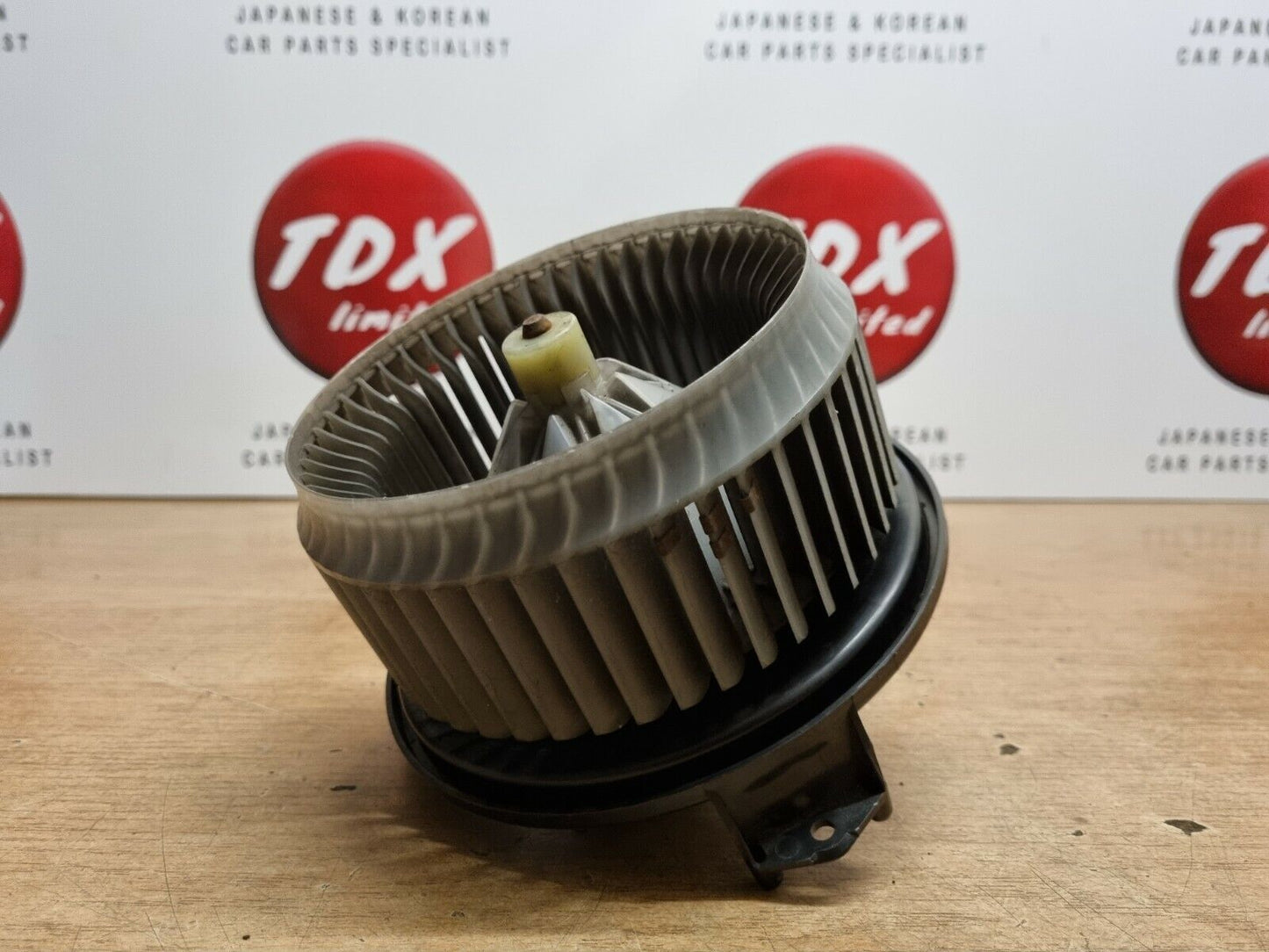 TOYOTA AURIS MK1 GENUINE HEATER BLOWER MOTOR FAN RHD 2006-2012